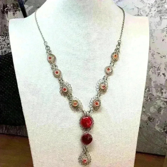 Vintage Jewelry - Silver and Red Filagree Necklace with Glass Pendant Detail